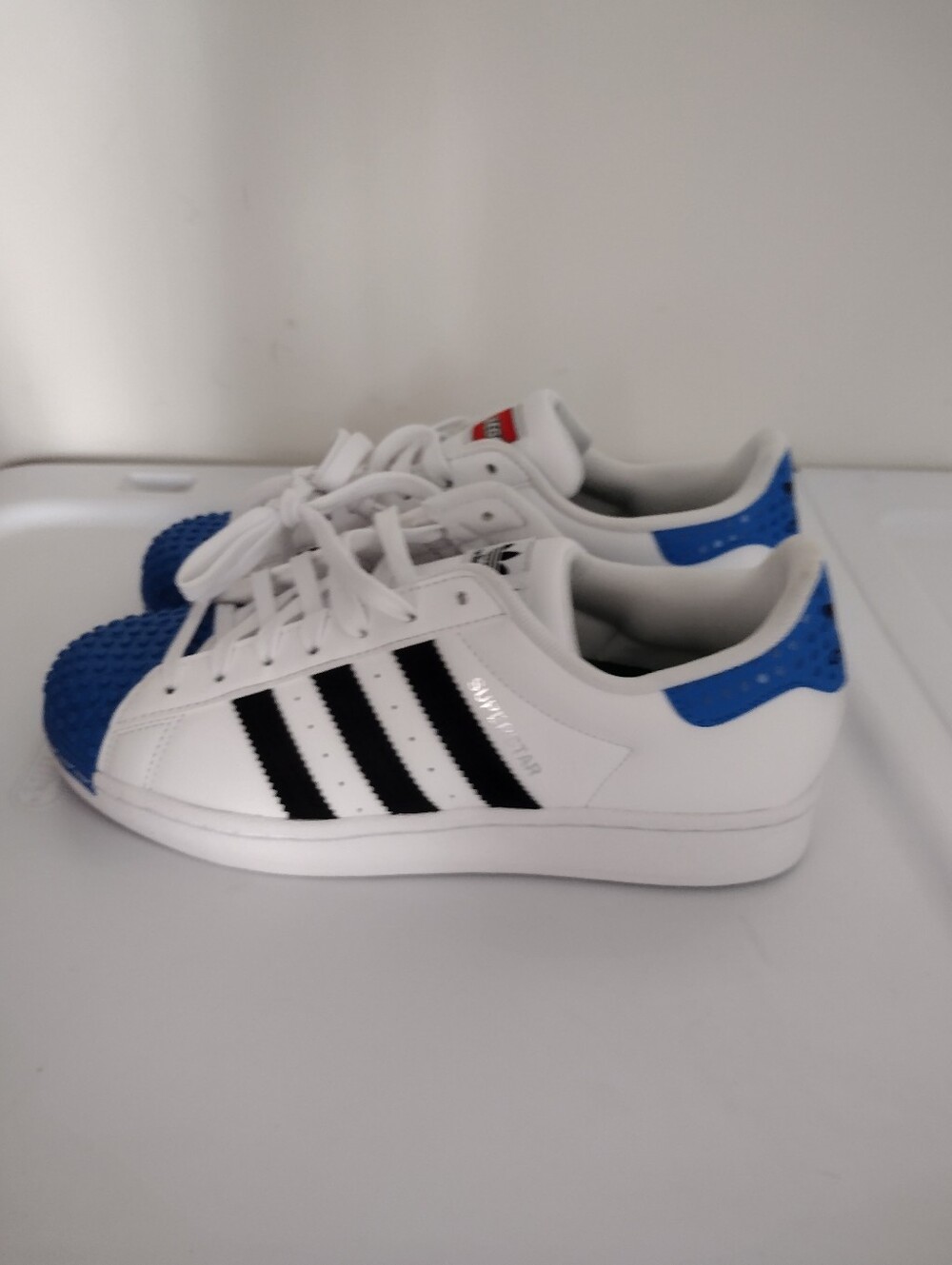 Adidas Superstar J x Lego sneakers - Picture 3 of 9